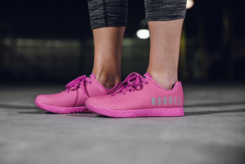 Women's Nobull Bright Trainers Light / Pink | SG M2869Q